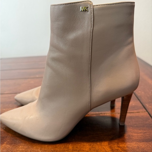 Michael Kors Beige Ankle Booties - Picture 2 of 4